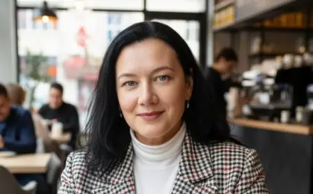 Ayşe Ayan Kimdir?