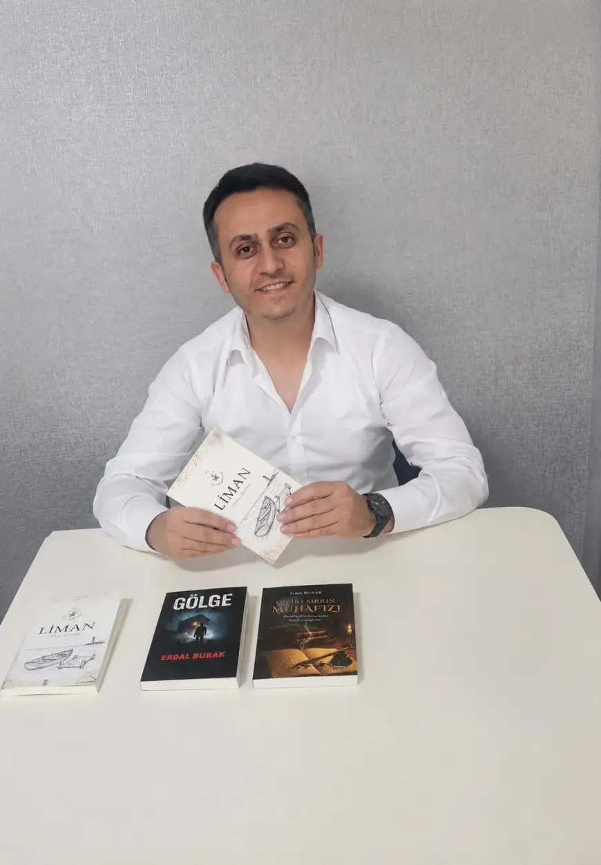 Erdal Burak Kimdir?