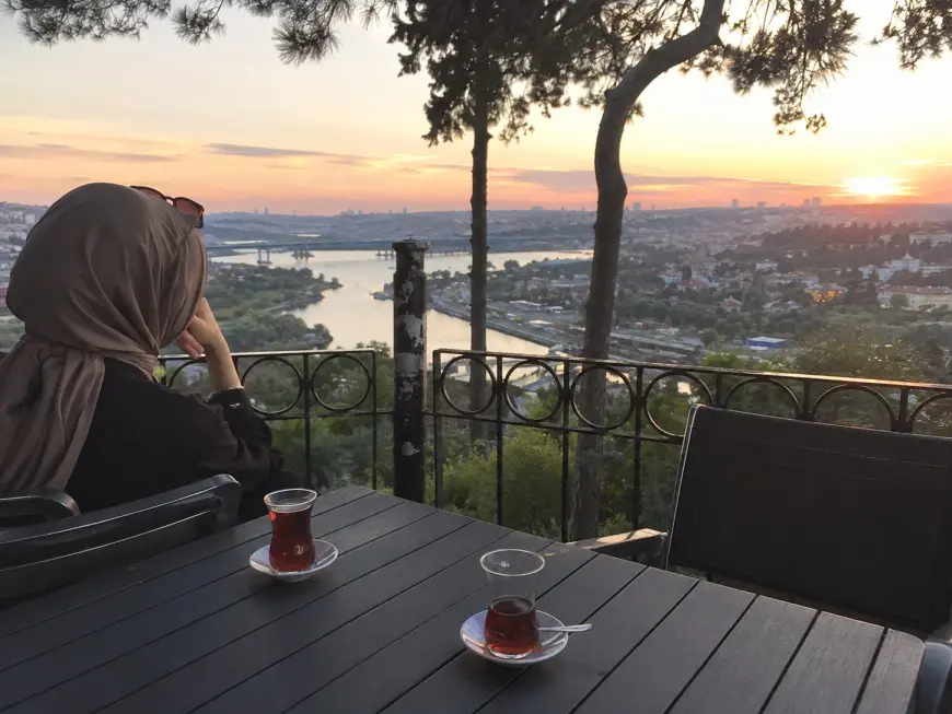 Bir Şiir Okudum