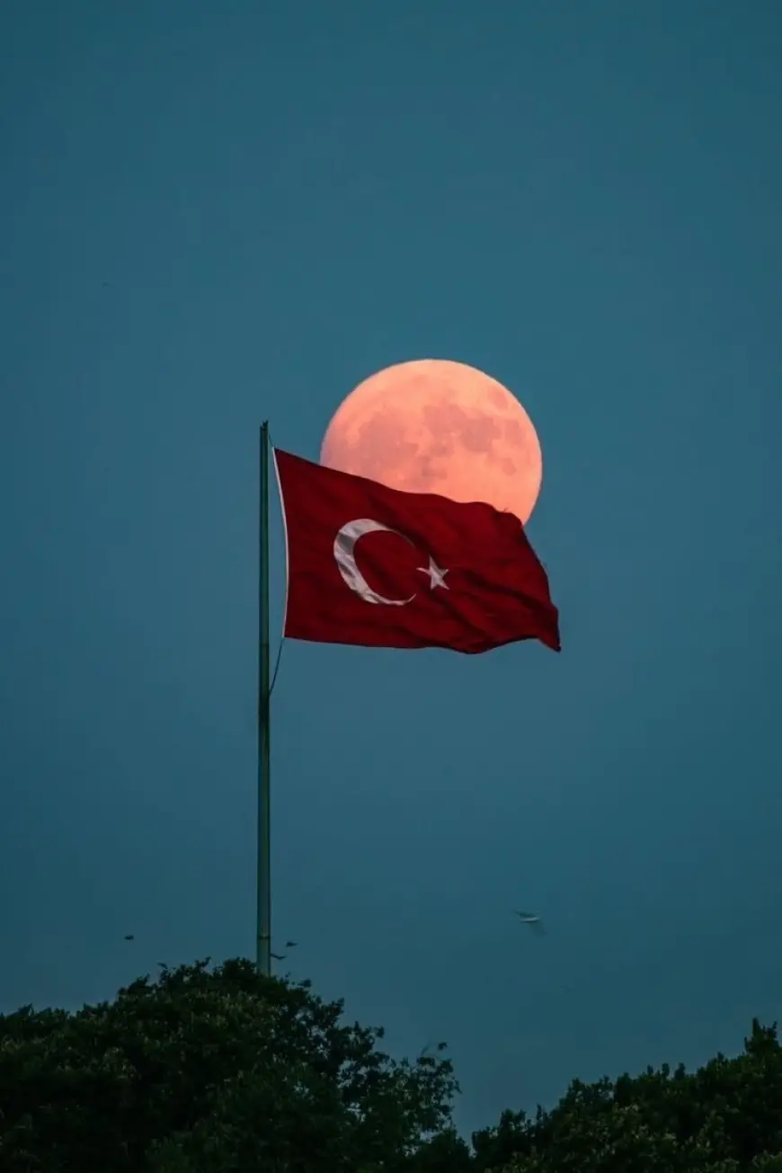 BAYRAĞIM