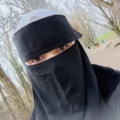 Maviş Ay